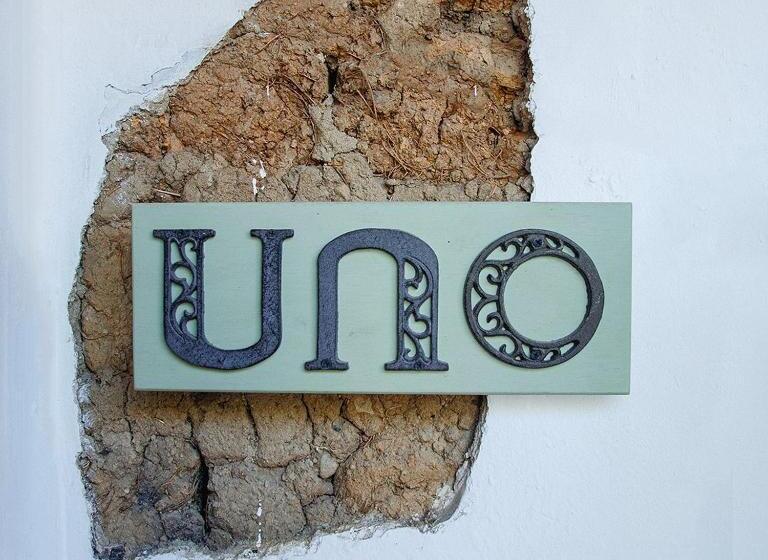 غرفة ديلوكس, Corregidora 12