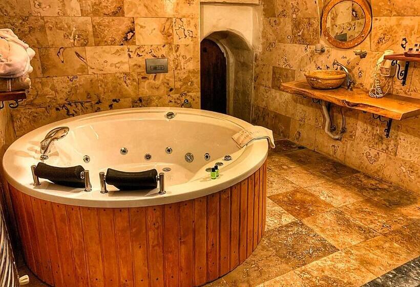 带大床的套房, Rose Valley