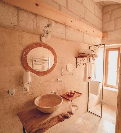 家庭间, Rose Valley