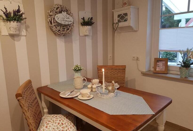 דירה בת חדר שינה 1 עם מרפסת, Landhaus Julia