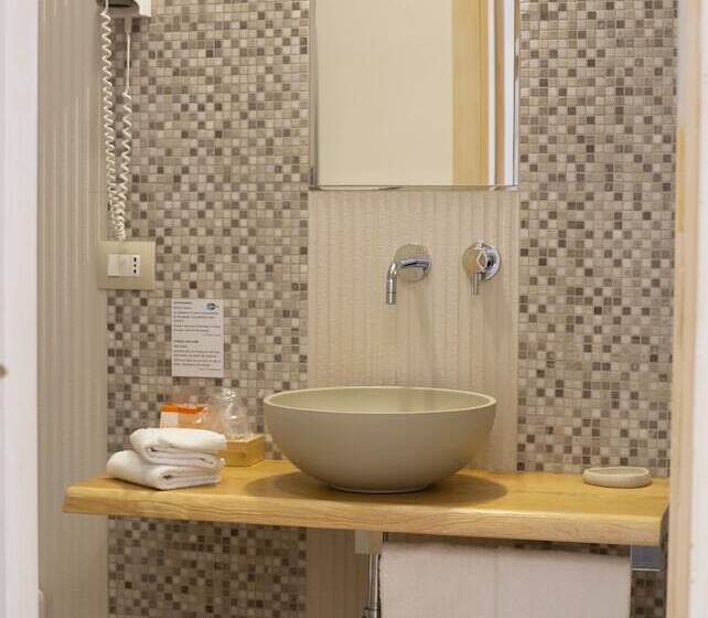 اتاق استاندارد سه نفره, Artemisia Resort