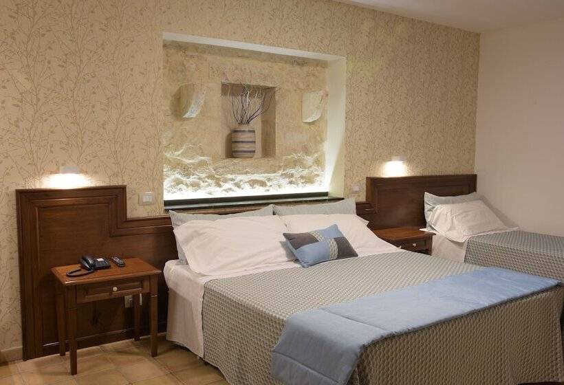 اتاق استاندارد سه نفره, Artemisia Resort