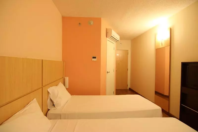 キングサイズベッドのスイートルーム, Holiday Inn Express Hotel & Suites Victoria By Ihg