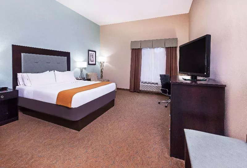 キングサイズベッドのスタンダードルーム, Holiday Inn Express Hotel & Suites Victoria By Ihg