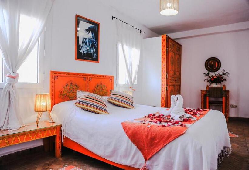 اتاق استاندارد چهار تخته, Dar Nafoura Mogador