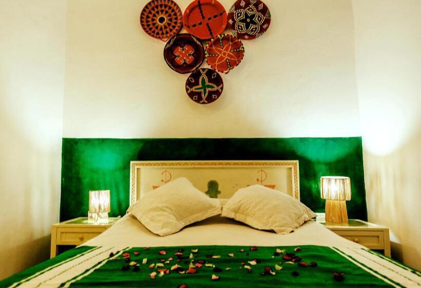 سوییت جونیور, Dar Nafoura Mogador