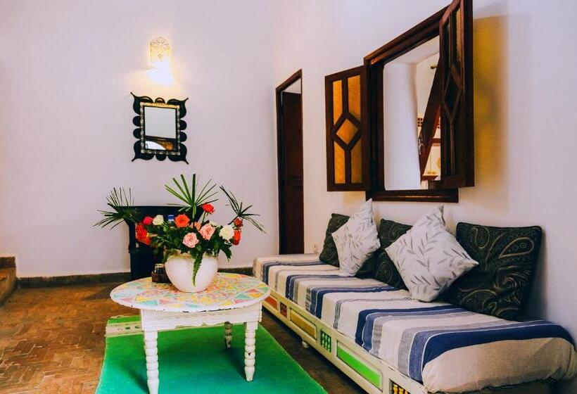 سوییت جونیور, Dar Nafoura Mogador