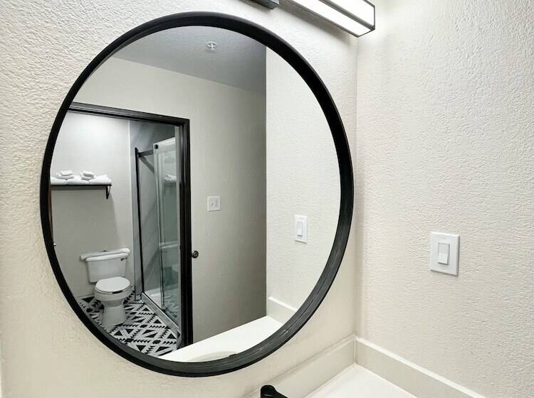 Habitació Estàndard 2 Llits Matrimoni, Days Inn By Wyndham Arlington