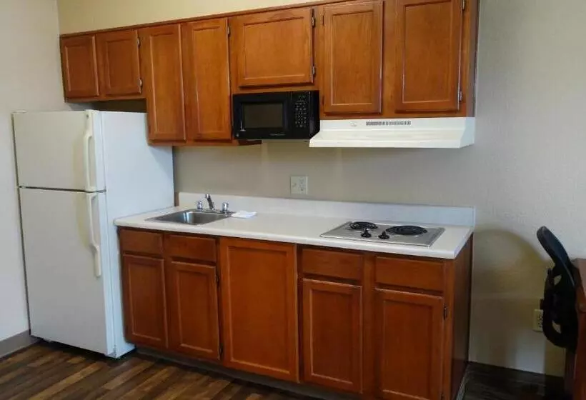 スタンダードスタジオ, Extended Stay America Suites  Dallas  Frankford Road