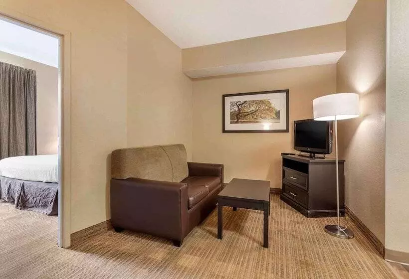 スイート, Extended Stay America Suites  Dallas  Frankford Road