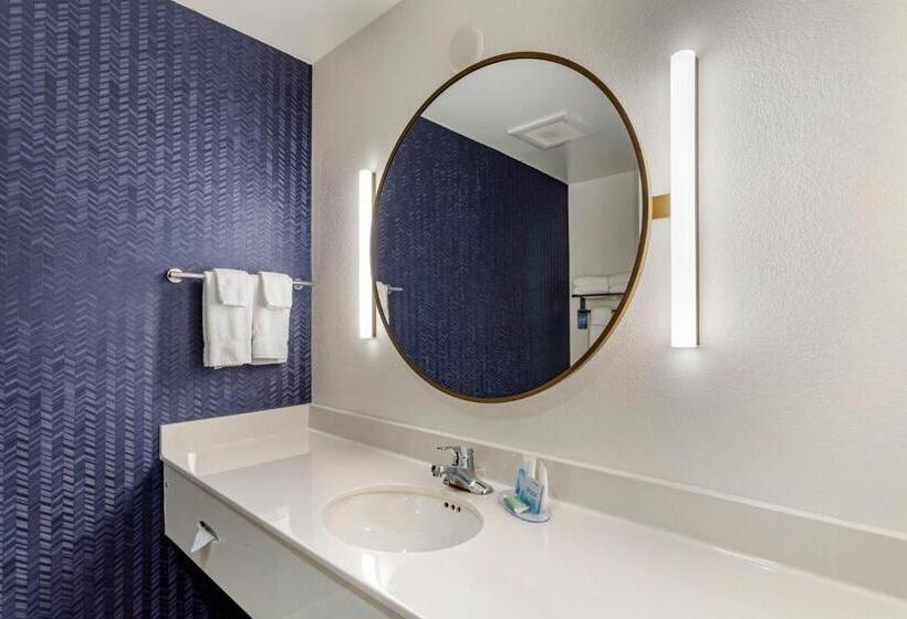 Стандартный Номер Кровать Кинг, Fairfield Inn & Suites Cherokee
