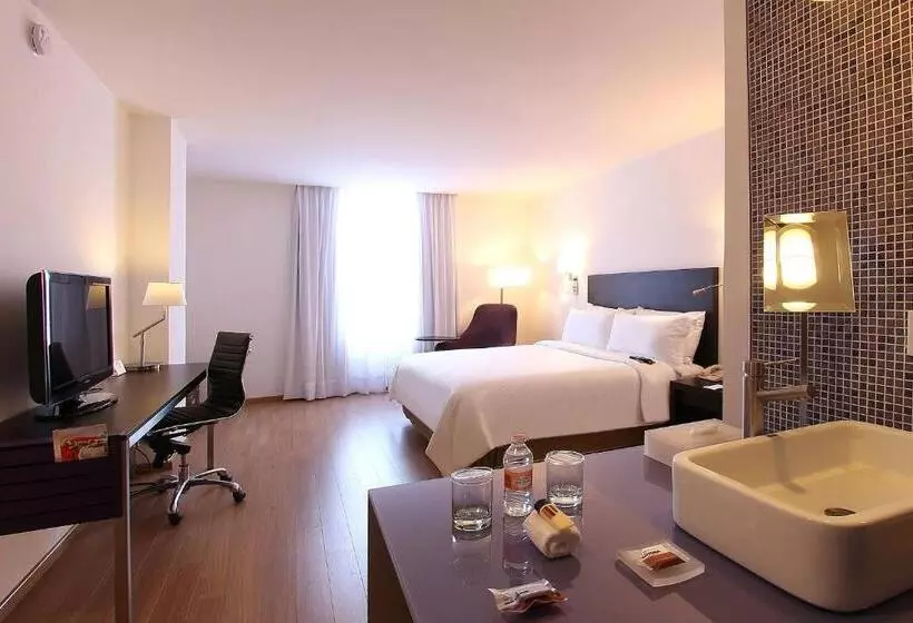 ２ダブルベッドのスタンダードルーム, Fiesta Inn Express Naucalpan