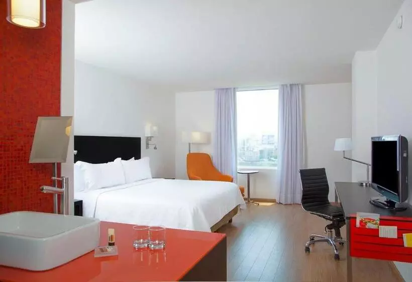 キングサイズベッドのスタンダードルーム, Fiesta Inn Express Naucalpan