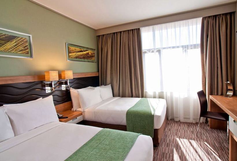 غرفه قياسيه سريرين مزدوجين, Garden Court Umhlanga