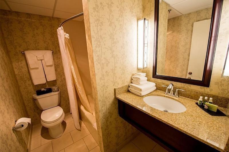 带大床的标准间, Hilton Garden Inn Clovis