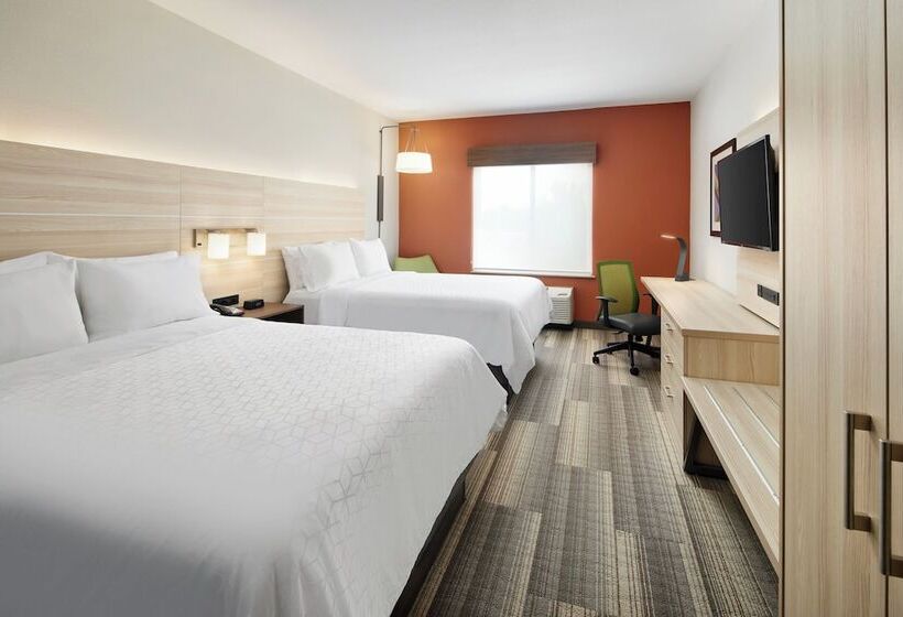 חדר סטנדרט שתי מיטות זוגיות, Holiday Inn Express Hotel & Suites Salem, An Ihg