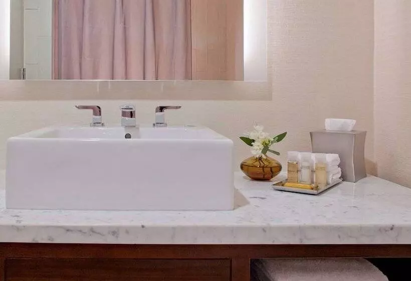 ２ダブルベッドのスタンダードルーム, Hyatt Regency Morristown