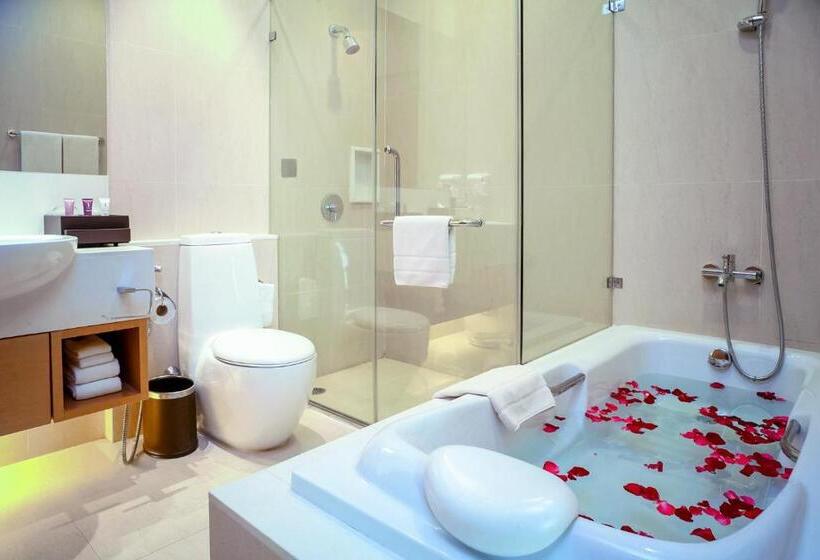 سوییت دوبلکس, Sivatel Bangkok