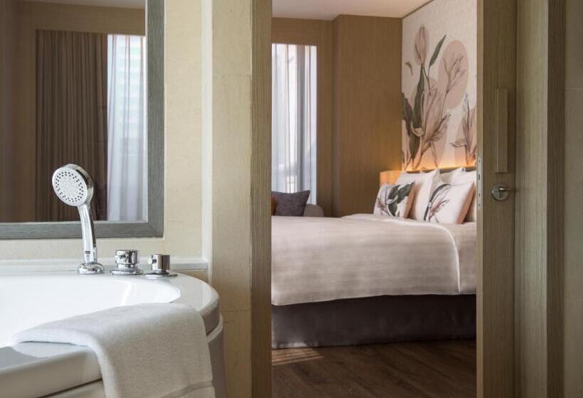 سوییت, Sivatel Bangkok