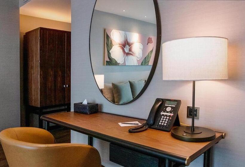 سوییت, Sivatel Bangkok