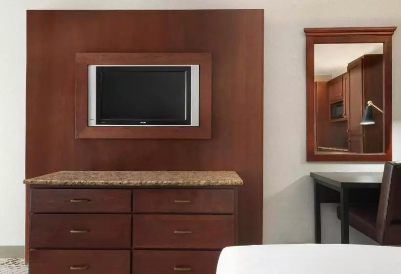 キングサイズベッドのスタンダードルーム, The Clover Hotel, Ascend Hotel Collection
