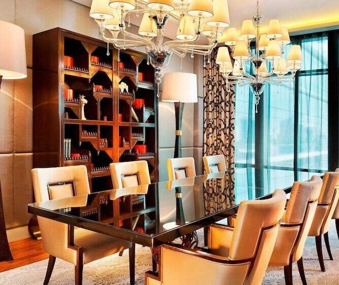 סוויטה מלכותית, The St. Regis Bangkok