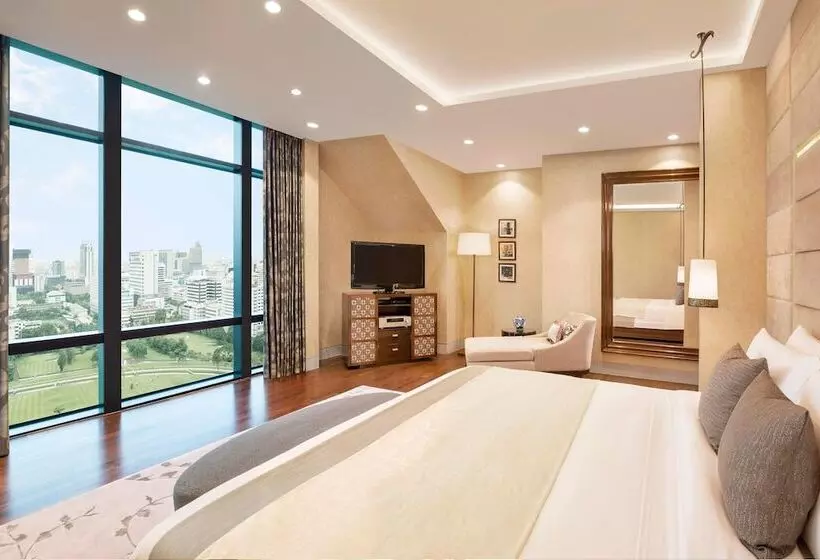 سوئیت رویال, The St. Regis Bangkok