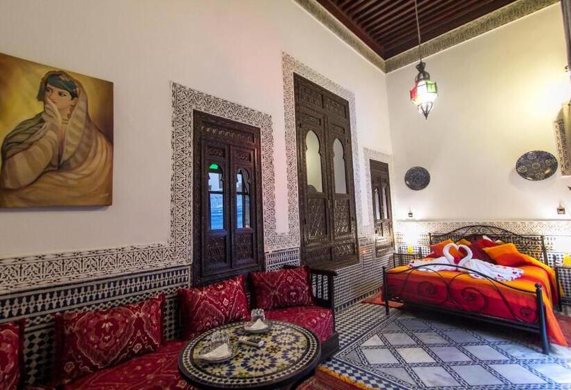 标准间, Riad Hala