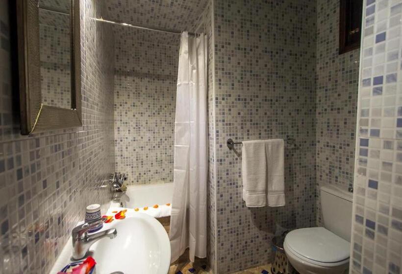 标准间, Riad Hala