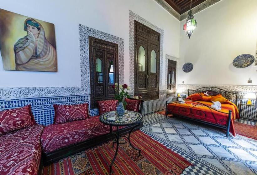 标准间, Riad Hala