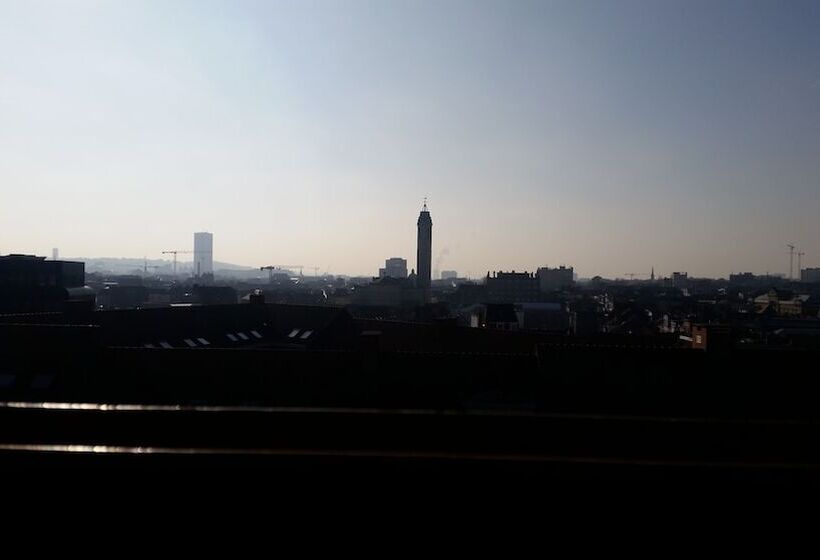 اتاق استاندارد, Sun Rise Apart