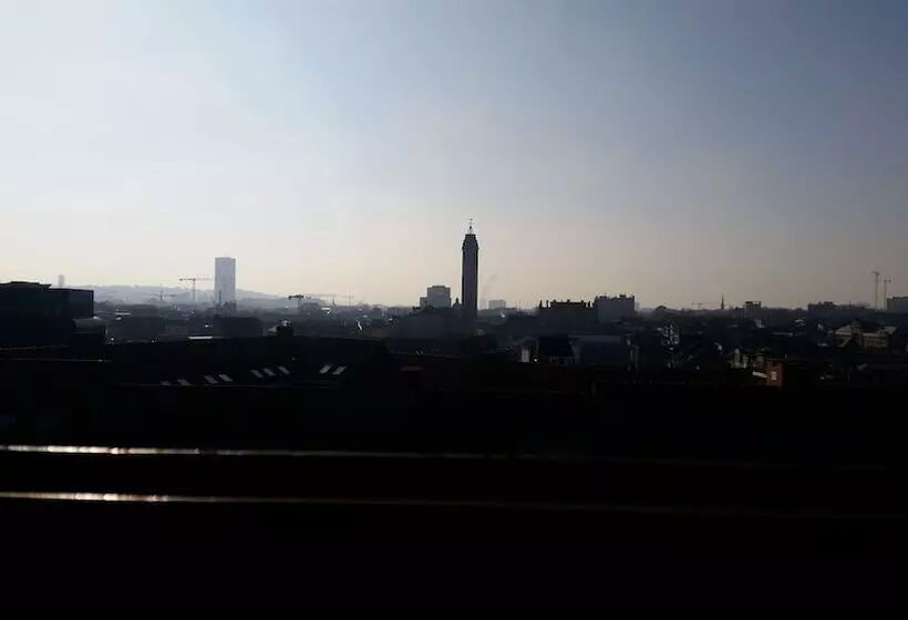 اتاق استاندارد, Sun Rise Apart