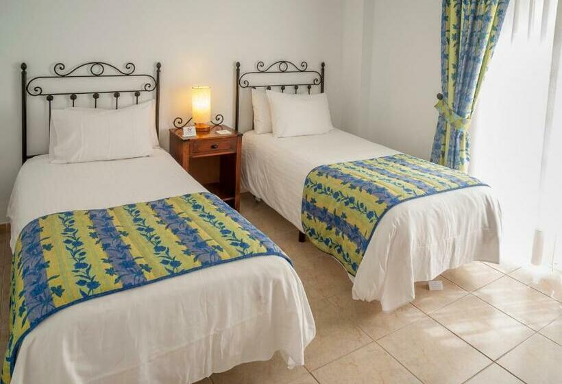 Апартаменты 2 Спальни, Sunset Harbour Club