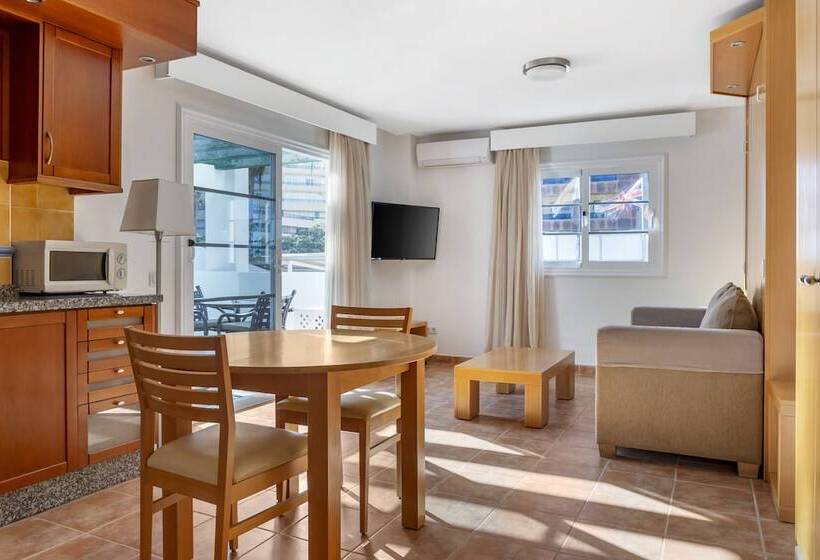 スタンダードスタジオ, Sunset Harbour Club