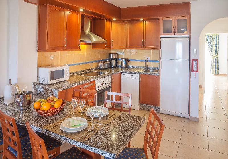 ２ベッドルームアパートメント, Sunset Harbour Club