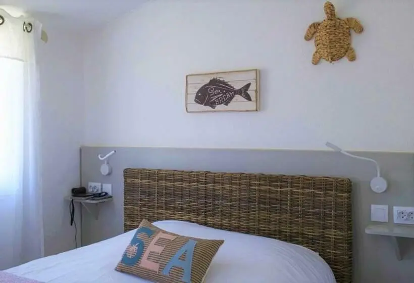 Camera Tripla Standard Vista Mare, Hostellerie Provencale