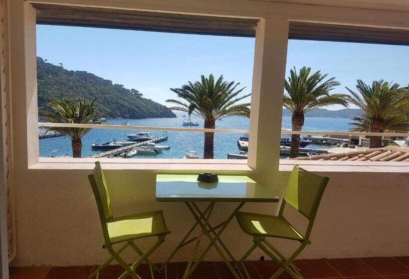 Семейный Номер Вид на Море, Hostellerie Provencale