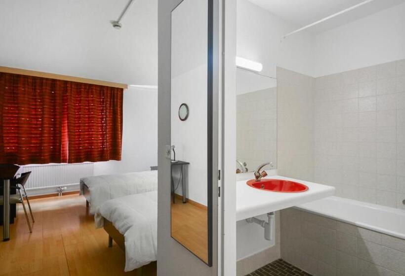 غرفة قياسية, Neuchatel City