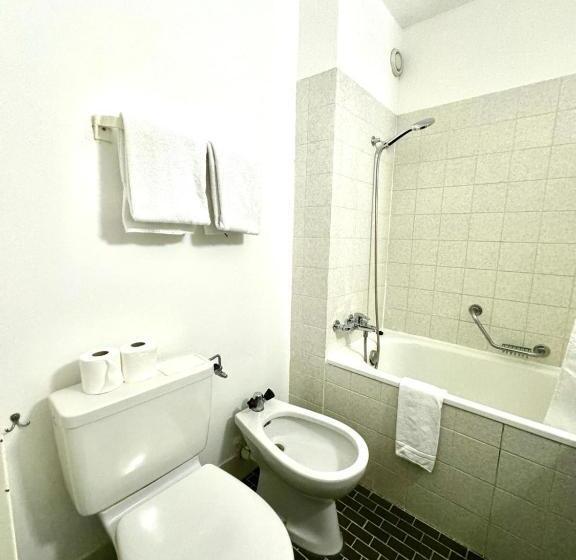 غرفة إقتصادية فردية, Neuchatel City