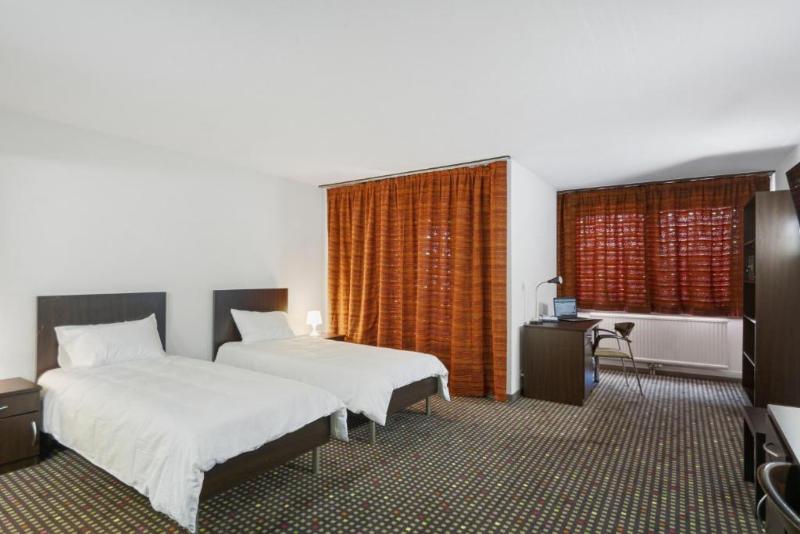 Номер Superior, Neuchatel City