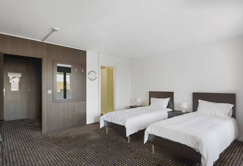 غرفة سوبيريور, Neuchatel City