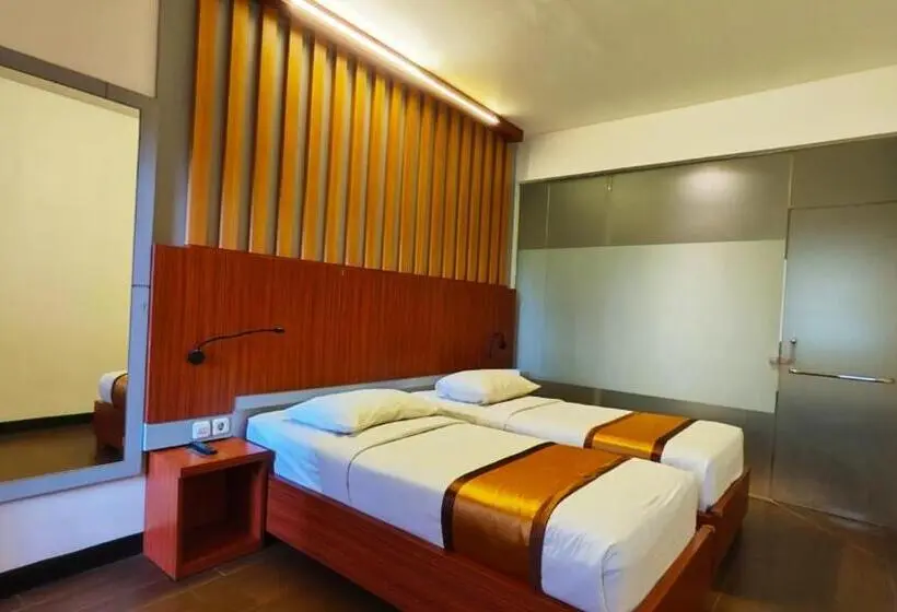 スタンダードルーム, Odaita Hotel Pamekasan Madura