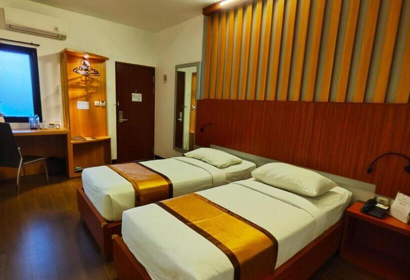 חדר סטנדרט, Odaita Hotel Pamekasan Madura