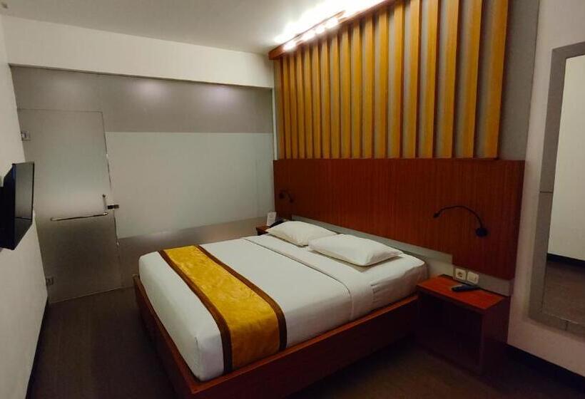 Номер Стандарт, Odaita Hotel Pamekasan Madura