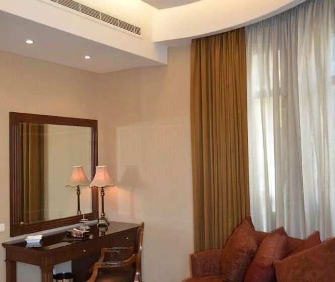 سوییت, Etoile Suites Boutique Hotel Down Town