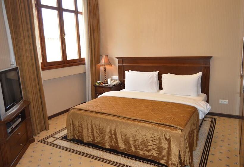سوییت, Etoile Suites Boutique Hotel Down Town