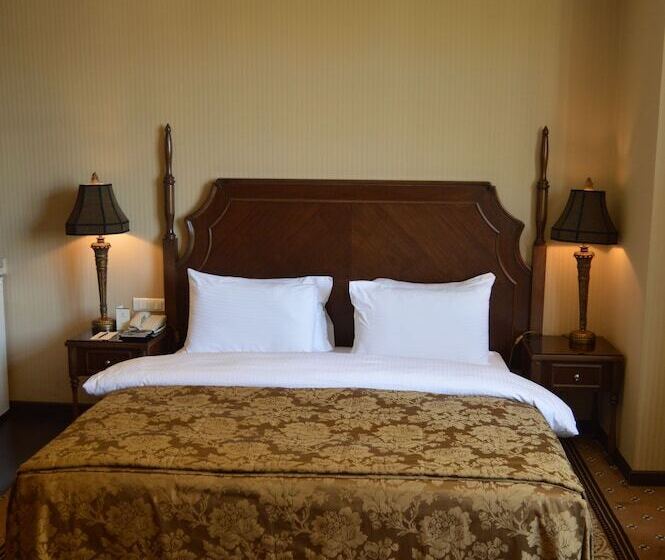 اتاق لوکس, Etoile Suites Boutique Hotel Down Town