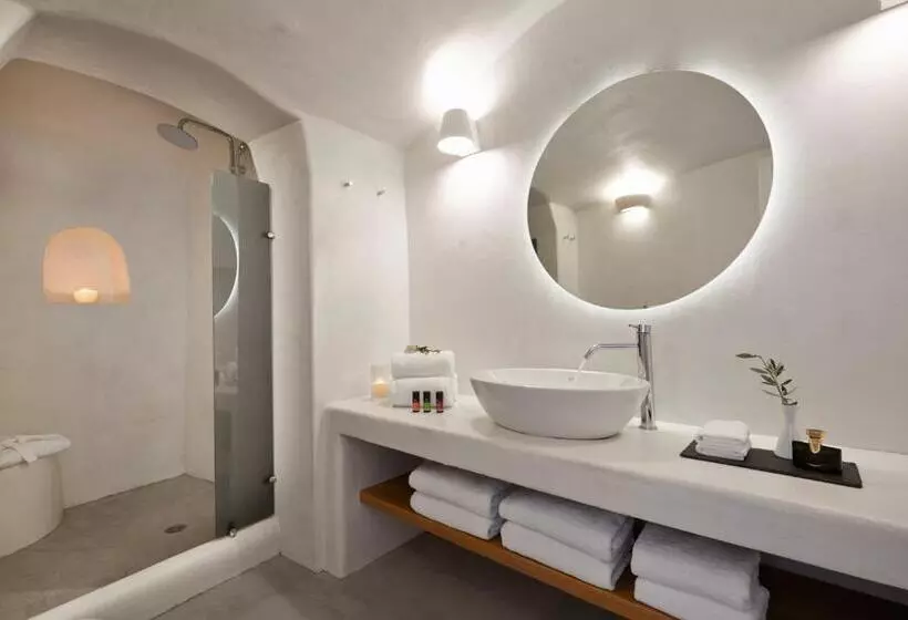 سوییت با استخر, Filotera Suites