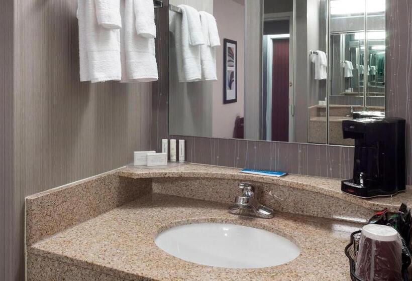 标准间, Courtyard By Marriott Wichita East