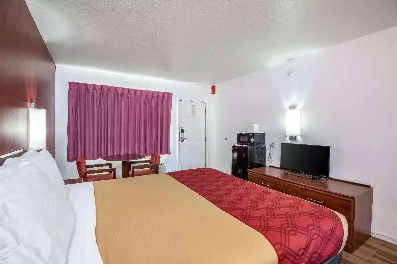 キングサイズベッドのスタンダードルーム, Econo Lodge Near The University Of Arizona